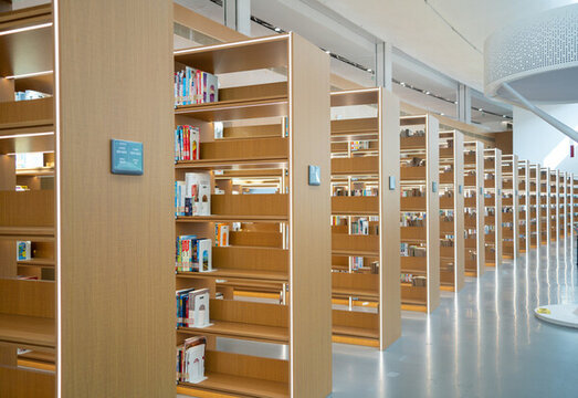 武漢東西湖臨港文化中心圖書館