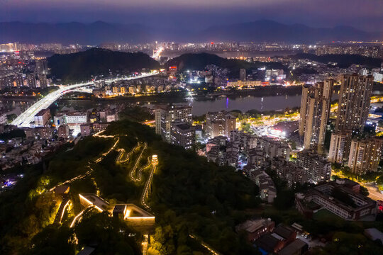 航拍福道福州城市森林步道夜景