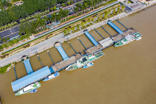 航拍福建福州閩江公務(wù)船舶碼頭