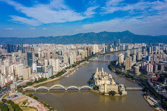 航拍福州閩江中洲島及解放大橋