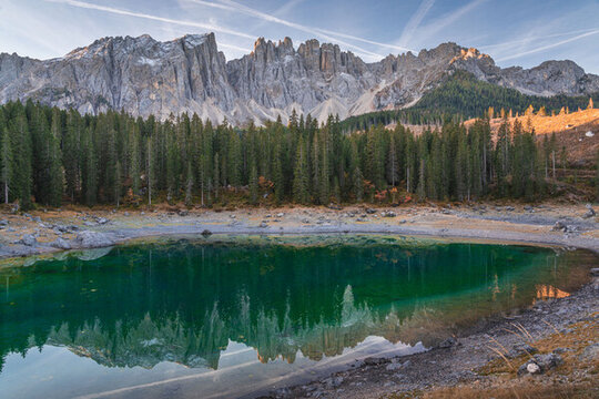 意大利多洛米蒂山區(qū)自然風(fēng)景