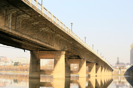 橋梁建筑