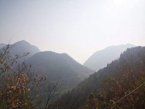 鄉(xiāng)間山水