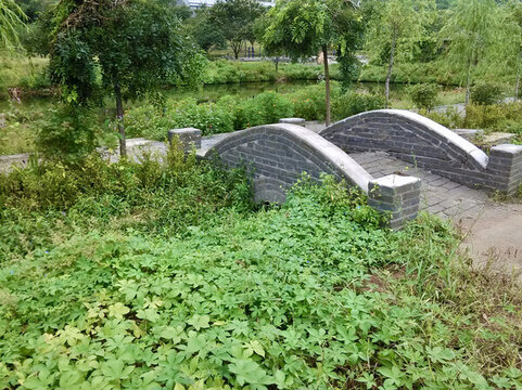 小灰磚橋