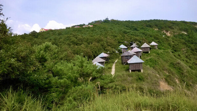 黑島別墅木屋群遠(yuǎn)景