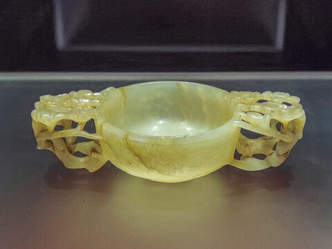 明代雙環(huán)玉杯