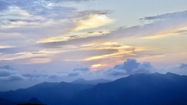 夕陽(yáng)