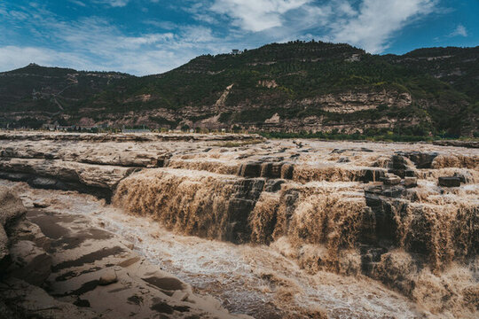 母親河黃河壺口瀑布全景