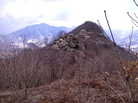 岫安古山堡遺跡