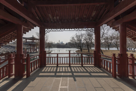 濟(jì)南百脈泉清照詞園樓臺(tái)內(nèi)景