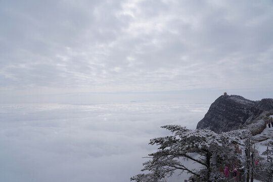 峨眉山