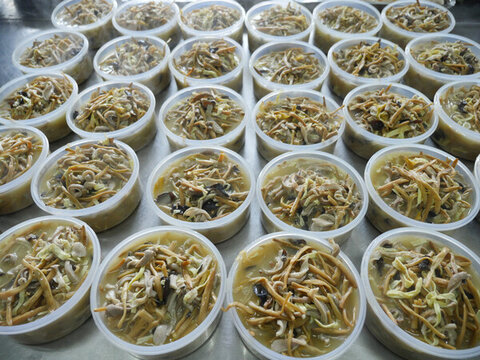 黃花菜豬肚