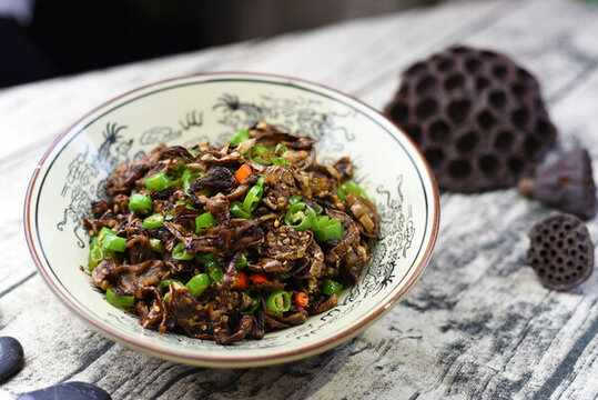 炒肉干