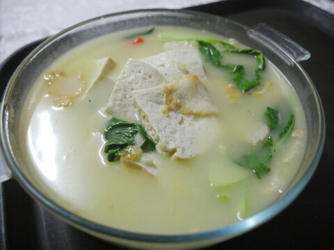 魚頭豆腐湯