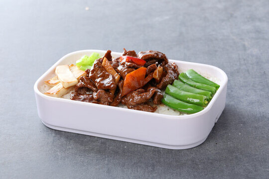 黑椒牛肉便當(dāng)飯