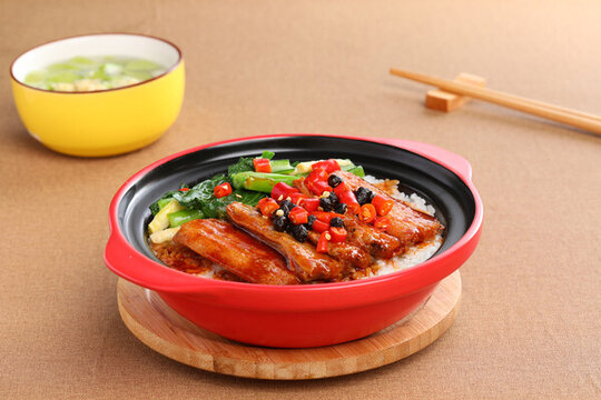 紅燒帶魚砂鍋飯