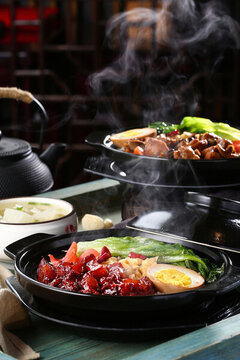 鹵肉飯