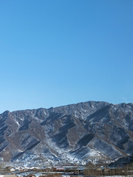 冬天的積雪山峰遠(yuǎn)山