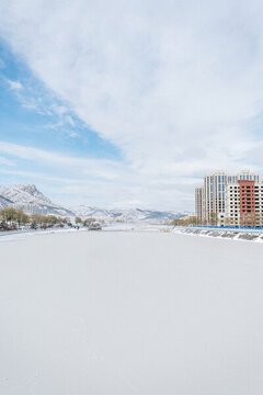 冬季北方城鎮(zhèn)雪后景色