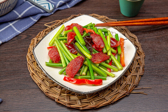 蒜苔炒臘腸