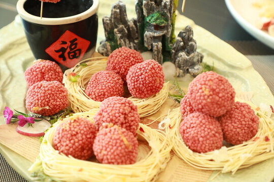 油炸脆皮蝦仁肉丸