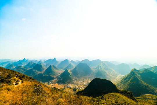 莫六公山美麗風(fēng)光