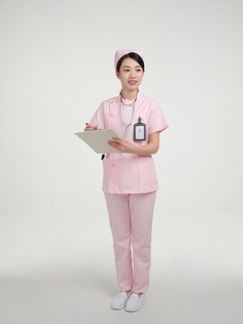 青年女護(hù)士肖像
