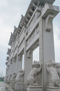 寶雞代家灣生態(tài)公園石牌坊