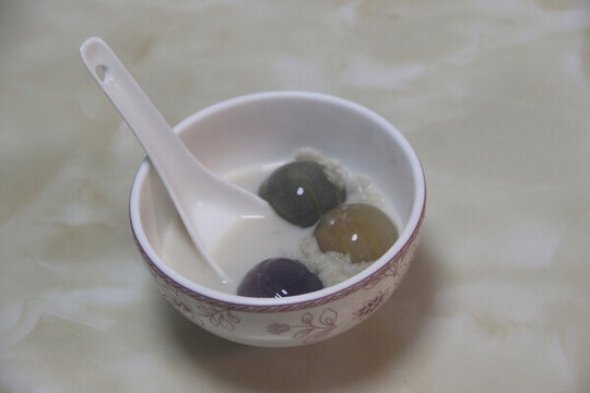 元宵節(jié)湯圓