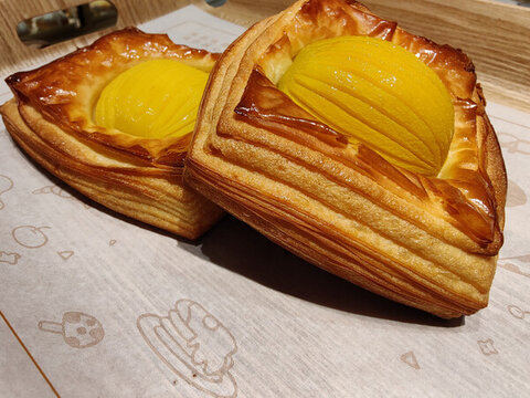丹麥黃桃千層面包