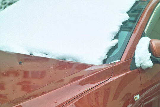 雪中汽車(chē)