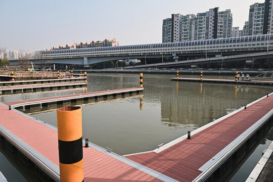 上海普陀區(qū)蘇河斑馬公園