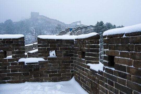 雪后金山嶺長城