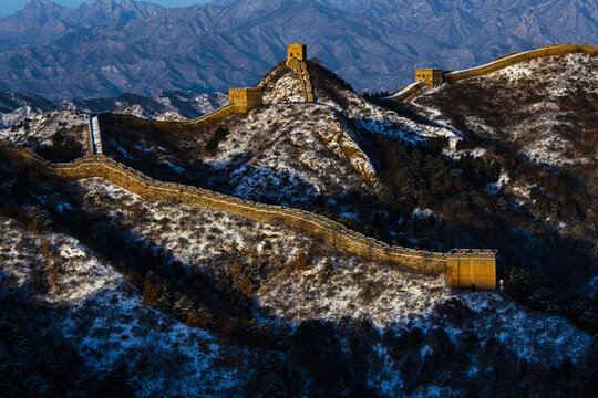 雪后金山嶺長城