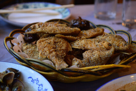 江南美食炸魚