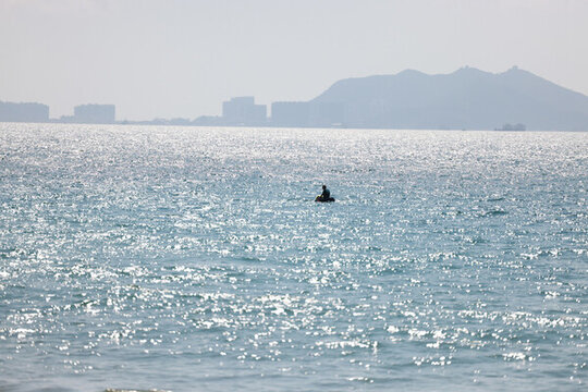 海水與西島