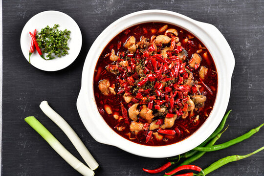 麻辣肥腸雞