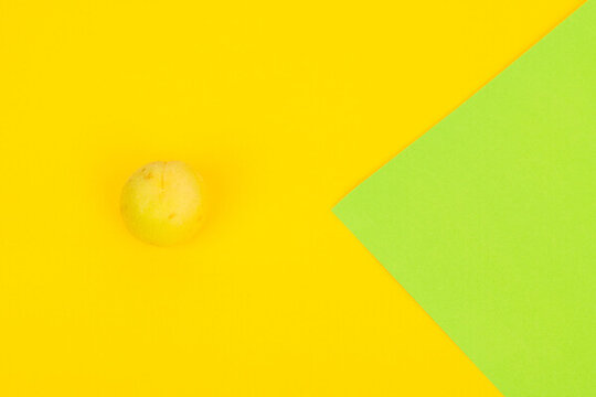 水果杏黄绿拼色背景
