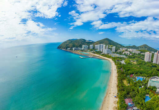 航拍海南三亞大東海旅游區(qū)海景