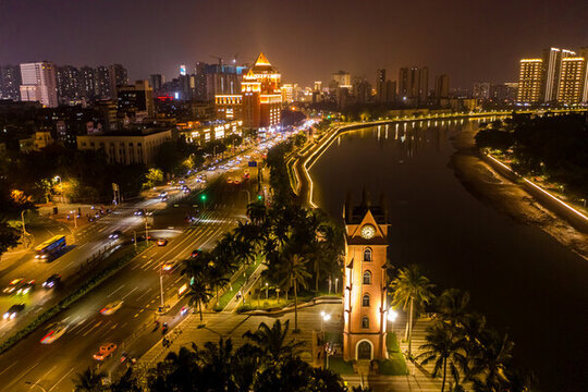 航拍海南海口鐘樓夜景燈光秀