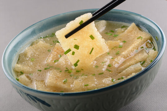 蔥油燙肉皮