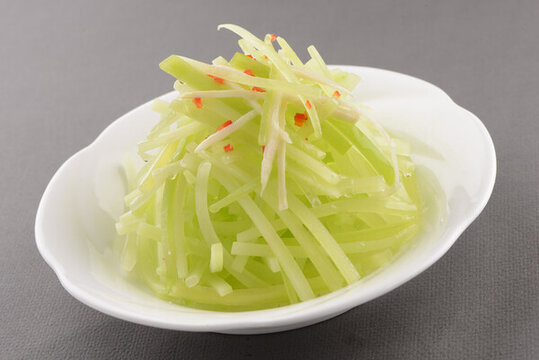 涼拌萵筍絲