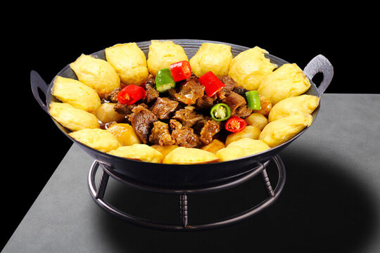 牛肉土豆貼餅子