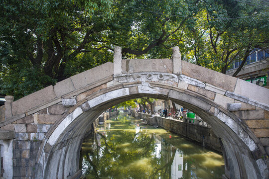 石拱橋