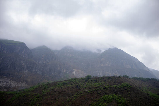 大涼山山川地貎
