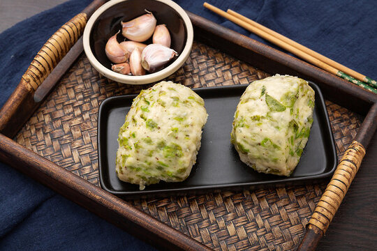 榆錢(qián)饅頭
