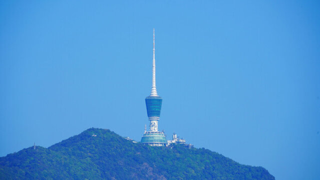 藍天深圳梧桐山電視塔