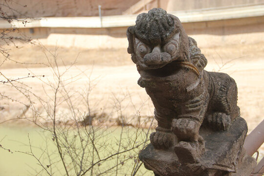 石頭獅子