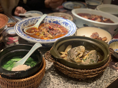 餐飲美食