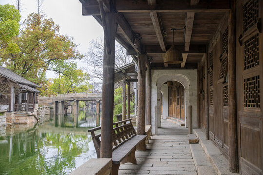 江南古鎮(zhèn)風(fēng)雨長廊
